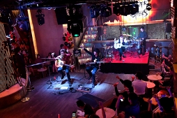 画像ギャラリー No.007のサムネイル画像 / 新感覚音楽イベント「MONST NIGHT for MONPASS」のオフィシャルレポートを公開