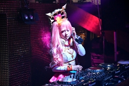 画像ギャラリー No.014のサムネイル画像 / 新感覚音楽イベント「MONST NIGHT for MONPASS」のオフィシャルレポートを公開