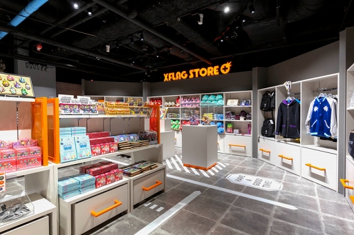 モンスト などのグッズ販売を行う Xflag Store Haneda が 羽田空港第1旅客ターミナルにオープン