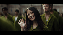 画像ギャラリー No.004のサムネイル画像 / 「モンスト」,TVCM「モンストプリズン 朝礼」篇が8月11日よりオンエア。60秒版には女優・今田美桜さんが登場