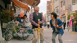 画像ギャラリー No.005のサムネイル画像 / 「剣と魔法のログレス」，TVCMの“剣と魔法はやめられない”篇が放映開始