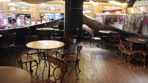 ������#013�Υ���ͥ���/�����ॻ�󥿡����߷��ꥢ��æ�Х��������2�Ƥ��о졣20���������ȤΡֲ����Ϥ����ʪ���Ź�ǡ֥��ѥ����狼���æ�Сפ�ĩ�路�Ƥ���