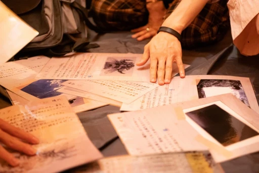 ���������꡼ No.006�Υ���ͥ������ / ���ȥ��롼���ä��١����Υꥢ��æ�Х����ब���ɤ��о졣SCRAP�ο���ꥢ��æ�Х�����ֶ����λ�̮�����æ�Сפ��������˻��ä��Ƥ���