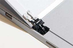 画像集#011のサムネイル/「Surface Pro 3」テストレポート。アスペクト比3:2の液晶パネルを搭載する第3世代SurfaceはWindowsタブレットとして洗練されたものに