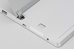 画像ギャラリー No.014のサムネイル画像 / 「Surface 3」レビュー。新型Atom+LTE通信機能搭載のWindowsタブレットは優秀な「どこでもブラウザゲームマシン」