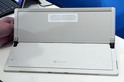 ���������꡼ No.010�Υ���ͥ������ / ���ܥޥ��������եȡ���Surface Pro 4�פ�11��12���˹���ȯ�䡣�ϥ������2-in-1 PC�Ρ�Surface Book�פ�2016ǯ��Ƭ��