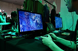 画像ギャラリー No.012のサムネイル画像 / インディーズゲームの祭典「BitSummit 2015」会場レポート。国内外から80以上の開発チームが集結