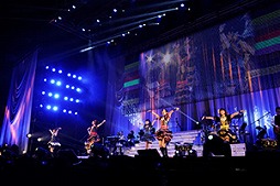 画像集#071のサムネイル/「THE IDOLM@STER 9th ANNIVERSARY WE ARE M@STERPIECE!!」名古屋公演をレポート。トロッコを使った演出に会場は大興奮