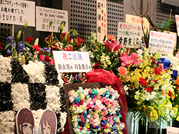 ꡼ No.002Υͥ / ɡ饤֤γŤȯɽ줿THE IDOLM@STER MOVIE θ¦ءǤ夲ѡƥפͤݡ