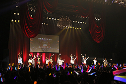 ꡼ No.008Υͥ / ɡ饤֤γŤȯɽ줿THE IDOLM@STER MOVIE θ¦ءǤ夲ѡƥפͤݡ