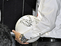 ���������꡼ No.011�Υ���ͥ������ / �֥����Ĥ����塼�ȡ��ץ����ӥ�2��ǯ��ǰ�ե����ή����ݡ��ȡ����ڥ���륲���Ȥ���ëů�󤵤�ȥ�⥹�ܰΤ����о줷�����åץǡ��Ⱦ���ʤɤ����餫��