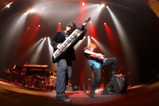 ���������꡼ No.001�Υ���ͥ������ / ��ƣ������Ψ����Х�ɤˤ�롤�������꡼���ΥХȥ�ʥ饤�֤�5��˳���