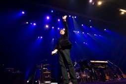 ���������꡼ No.002�Υ���ͥ������ / ��ƣ������Ψ����Х�ɤˤ�롤�������꡼���ΥХȥ�ʥ饤�֤�5��˳���