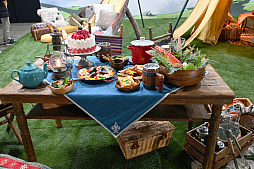 ���������꡼ No.038�Υ���ͥ������ / �֥���֥�ե���2024�ץ�ݡ��ȡ����ơ������٥�Ȥ�Ÿ��ʪ�����ե�����륭�㥹�Ȥ�͵��������Ǥϻ��Ʋ��