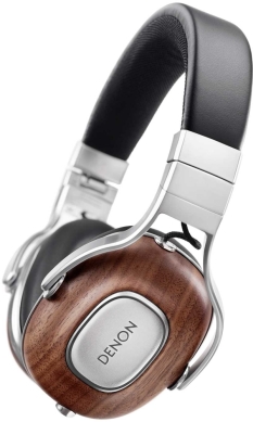 画像ギャラリー No.001のサムネイル画像 / 「P4D」の発売日抽選会が6月25日に秋葉原で開催