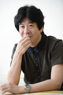 ������#022�Υ���ͥ���/�֥����ɥ����ﵭ����饤��פϸ������֤�������ʤˤʤ롣����Կ����ȱ��ĥץ��ǥ塼������ƣ��ؤΥ��󥰥��󥿥ӥ塼��Ǻ�