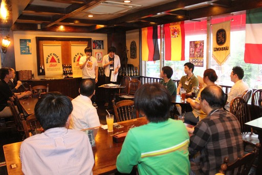 ���������꡼ No.002�Υ���ͥ������ / �֥����ɥ����ﵭ����饤��׽�Υ��ե饤�󥤥٥�Ȥ����š�����Ԥο���ᤫ��΢�ä俷�����󤬸��줿���٥�Ȥ��ݡ���