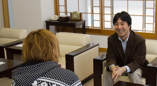 画像集#003のサムネイル/「Winning Post 8」は,血統に加えて人と馬の“縁”を描く。シリーズ20周年の集大成となるナンバリングタイトルが掲げる「血統のロマン」について,プロデューサーに聞いてみた