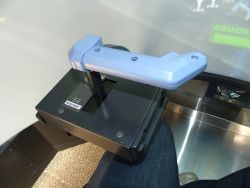 画像ギャラリー No.008のサムネイル画像 / ドーム型筐体の中に大空が広がる,新作アーケードシューティング「マッハストーム」。そのプレイフィールを,開発ディレクターのコメントと共にお届け