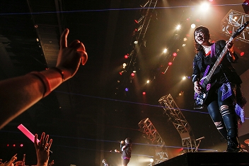 画像ギャラリー No.009のサムネイル画像 / 「Tokyo 7th シスターズ」,ユニット「The QUEEN of PURPLE」の単独ライブDAY2が開催。公式レポートが公開に