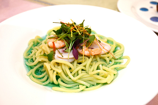 画像ギャラリー No.009のサムネイル画像 / 「Tokyo 7th シスターズ」とサンリオキャラクターズのコラボカフェが開催中。描き下ろしイラストを使用したグッズの販売やパネルの展示も