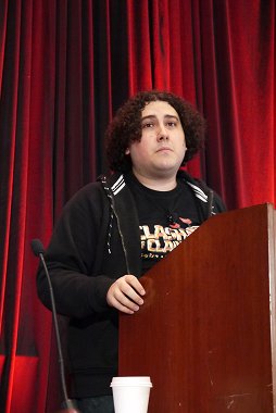 ���������꡼ No.001�Υ���ͥ������ / ��GDC 2015�ϥ�����ץ쥤�ˤĤ��ƿƿȤ˹ͤ������Ϥ��Ƥ����Τ�Ĺ���ҥåȤ�������֥���å��塦���֡������פγ�ȯ�Ԥ��쥯���㡼