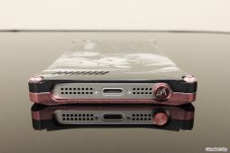 画像集#005のサムネイル/「Angel Beats!」仕様のジュラルミン製iPhone 5&5Sケースに「ユイ」モデル