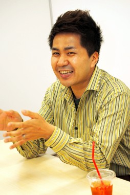 画像ギャラリー No.002のサムネイル画像 / 「運転する楽しさ」を若者に伝えたい――「頭文字D AS8」&「湾岸マキシ5」コラボ記念・両作の名物プロデューサーによるドライブゲーム大放談