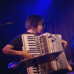 ���������꡼ No.004�Υ���ͥ������ / �ֵ�ž��ȽLIVE��OBJECTION!��2019���פ˥��饹�ȥ졼�����δ丵äϺ����ȥ������ǥ������ռԤ�ƣ��ͳ�¤���λ��ä�����