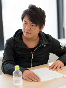 画像集#019のサムネイル/「モンスターハンター」10周年記念インタビュー。シリーズの足跡を振り返ると共に,次回作「モンスターハンター4G」への意気込みを辻本良三氏に聞いた