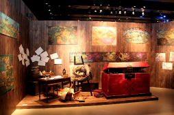 ������#018�Υ���ͥ���/��10��ǯ��ǰ��󥹥����ϥ󥿡�Ÿ�פΥ����ץ˥󥰥����ˡ����ץ쥹�����񤬳��š����ϥ�10ǯ����ߤ�̤��򴶤�������������ͤ��ݡ���