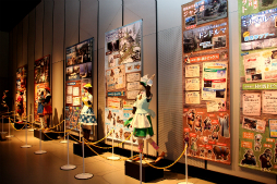 ������#028�Υ���ͥ���/��10��ǯ��ǰ��󥹥����ϥ󥿡�Ÿ�פΥ����ץ˥󥰥����ˡ����ץ쥹�����񤬳��š����ϥ�10ǯ����ߤ�̤��򴶤�������������ͤ��ݡ���