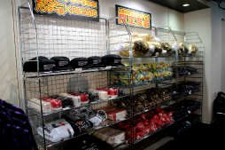 ������#049�Υ���ͥ���/��10��ǯ��ǰ��󥹥����ϥ󥿡�Ÿ�פΥ����ץ˥󥰥����ˡ����ץ쥹�����񤬳��š����ϥ�10ǯ����ߤ�̤��򴶤�������������ͤ��ݡ���