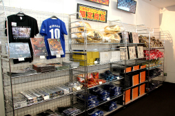 ������#050�Υ���ͥ���/��10��ǯ��ǰ��󥹥����ϥ󥿡�Ÿ�פΥ����ץ˥󥰥����ˡ����ץ쥹�����񤬳��š����ϥ�10ǯ����ߤ�̤��򴶤�������������ͤ��ݡ���