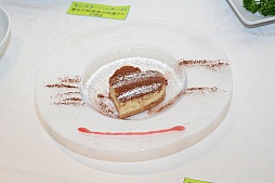 ������#015�Υ���ͥ���/��MH4G�ץꥢ�뽸��꤬������������������ץ������˹Ԥ�줿�����ץ˥󥰥����ˡ����ݡ���