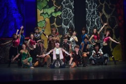 画像ギャラリー No.003のサムネイル画像 / 「MH ハンターの集い 2015」OPアクトにサムライ・ロック・オーケストラを起用