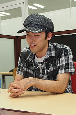 画像ギャラリー No.017のサムネイル画像 / いよいよ稼働を開始した最新作「pop'n music ラピストリア」。ビジュアルを一新し生まれ変わったその狙いをPON氏とTAG氏に聞いてみた