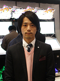 ������#008�Υ���ͥ���/��JAEPO2014��BEMANI���꡼���ǿ����BeatStream�פ�ï�Ǥ��ڤ�����̤ǲ��ڥ����ब�ڤ���롣�ࡼ�ӡ��ȥߥ˥��󥿥ӥ塼���碌�ƷǺ�