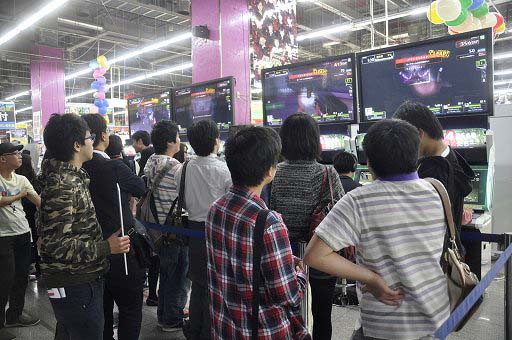 画像集#009のサムネイル/最大4人でプレイできる「店内協力」を確認できた「LEFT 4 DEAD -生存者たち-」の先行体験イベントをレポート