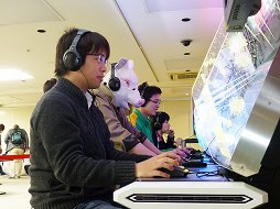 ���������꡼ No.017�Υ���ͥ������ / ��LEFT 4 DEAD -��¸�Ԥ���- �ե��󴶼պ� in���ո��פ����š����ǹԤ�줿��������إ�����꡼���פη辡���ʻ���ƥ�ݡ���