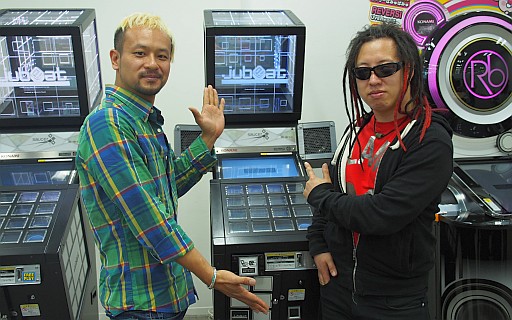 画像ギャラリー No.001のサムネイル画像 / 「jubeat」&「REFLEC BEAT」で“アイネクライネ”が人気沸騰中の→Pia-no-jaC←にインタビュー。ニューアルバムと音楽ゲームへの想いとは