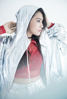 画像ギャラリー No.002のサムネイル画像 / 「テイルズ オブ アスタリア」,4月5日の5周年記念配信にBeverlyさんが出演へ。スペシャルライブを披露予定