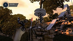 画像ギャラリー No.028のサムネイル画像 / バイクゲーム「トライアルズ フュージョン」がついにリリース。シンプル操作で派手なトリックが繰り出せる手軽さと高い中毒性が,うーん,たまらない