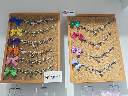 画像ギャラリー No.008のサムネイル画像 / 5周年を迎えた「うたの☆プリンスさまっ♪」のオフィシャルショップ「SHINING STORE」が7月26日オープン。一足早く店内の模様をお届け