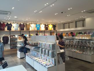 画像ギャラリー No.033のサムネイル画像 / 5周年を迎えた「うたの☆プリンスさまっ♪」のオフィシャルショップ「SHINING STORE」が7月26日オープン。一足早く店内の模様をお届け