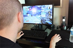 ꡼ No.008 | CES 2015Ͽȯ󥵡ܤMionixޡޥNAOS QGפϡ13ޤKickstarterǽл罸