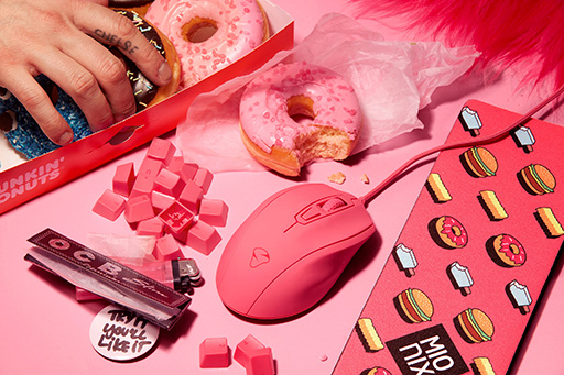 画像ギャラリー No.002のサムネイル画像 / 黒色ばかりのゲーマー向け製品はもう飽きた? ゲーマー向けマウス「Castor」の奇抜なカラバリ4モデルが世界市場で発表に