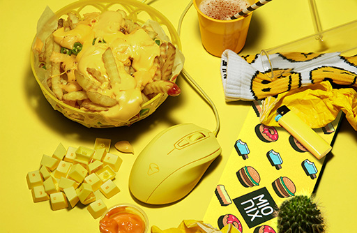 画像ギャラリー No.003のサムネイル画像 / 黒色ばかりのゲーマー向け製品はもう飽きた? ゲーマー向けマウス「Castor」の奇抜なカラバリ4モデルが世界市場で発表に