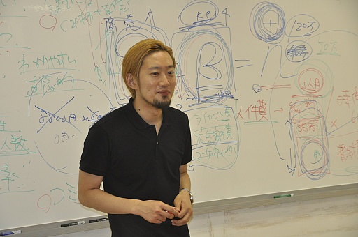 画像集#007のサムネイル/ヒットを生み出す秘訣は「作り続けること」。enishで行われた「スクエニ安藤P講演会@enish」をレポート