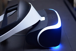 ������#016�Υ���ͥ���/��TGS 2014�ϡ�Project Morpheus�פ򿨤äƤ���������������Ǥ������ʤۤɥϡ��ɥ������δ����٤Ϲ⤤
